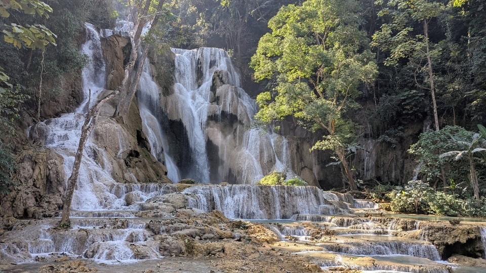 Wisata Alam Sungai Kuang Xi